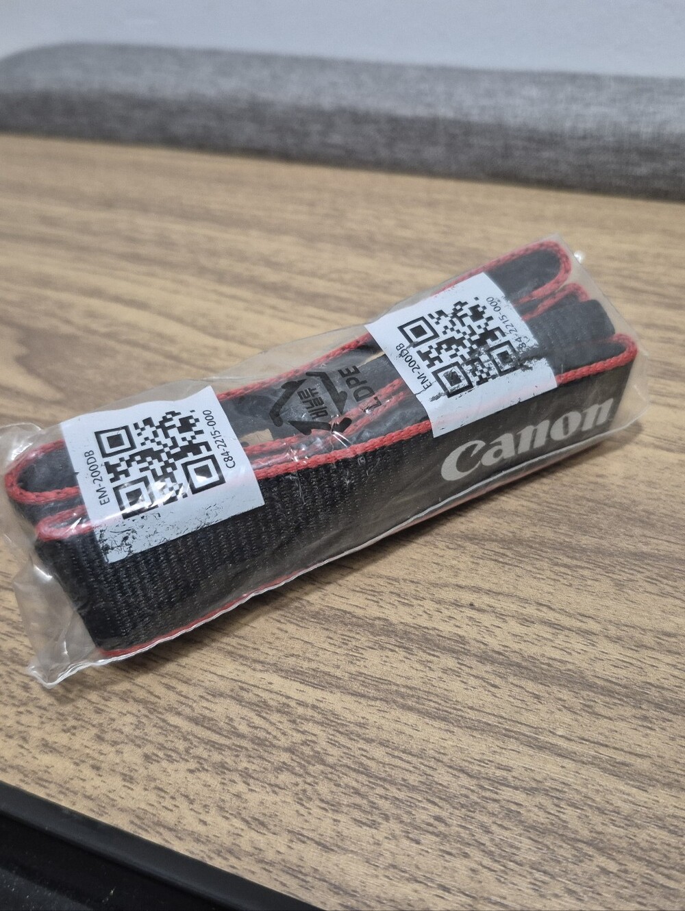 Canon EM-200DB New In Packaging
